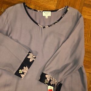 NWT Naturally Yours lilac top w flower trim
